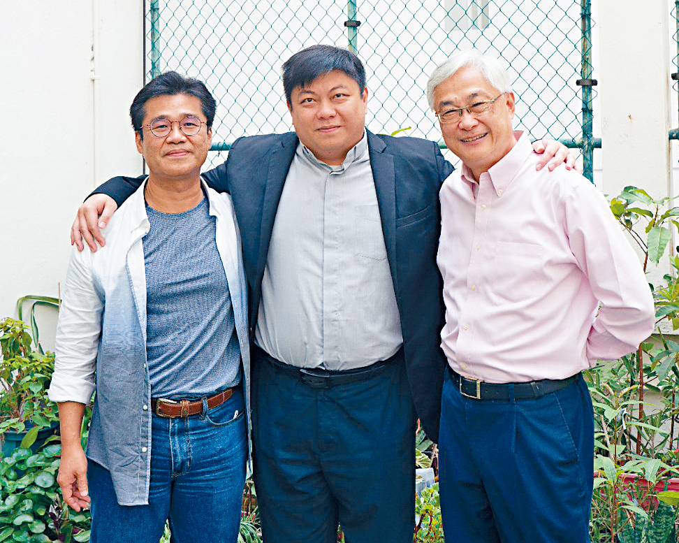 宏恩基督教學院「基督教事工課程」的教學團隊骨幹成員（左起）歐偉昌牧師博士、吳瑞龍牧師博士及李富成牧師。